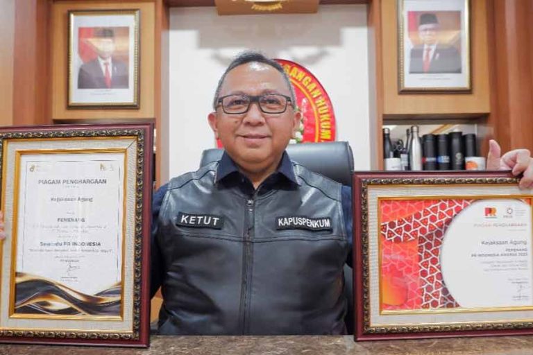 Kepala Pusat Penerangan Hukum (Kapuspenkum) Kejagung, Ketut Sumedana