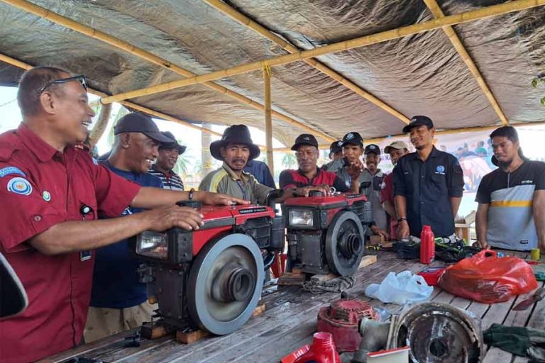 Desa Ajakkang di Kecamatan Soppeng Riaja, Barru, penghasil komoditas unggulan udang dan bandeng.