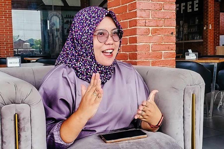 Riesta Ayu O, S.I.Kom., M.I.Kom., pemerhati media dari Stikosa AWS