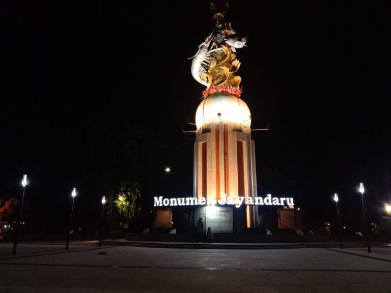 Alun-Alun Sidoarjo, Ruang Terbuka Hijau yang Kini Tampil Modern dan Memikat Warga