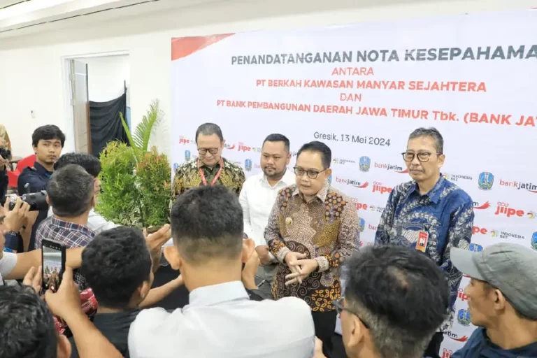 Pj. Gubernur Adhy Sebut Bank Jatim Siap Dukung Pendanaan Pengembangan JIIPE Gresik