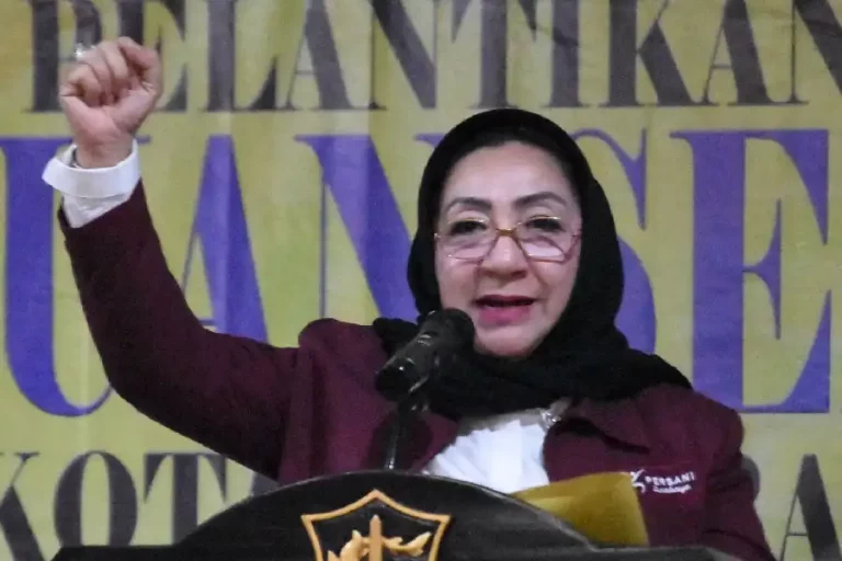 Pertiwi Ayu Krishna, Ketua PERSANI Kota Surabaya