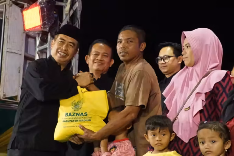 Kabupaten Madiun Sukses Gelar Harganas ke-32 Bersamaan HUT ke-457 Melalui Pesta Rakyat Sepasma Kabupaten Madiun menggelar Harganas ke-32 dan HUT ke-457 melalui pesta rakyat Sepasma di Lapangan Mojopurno
