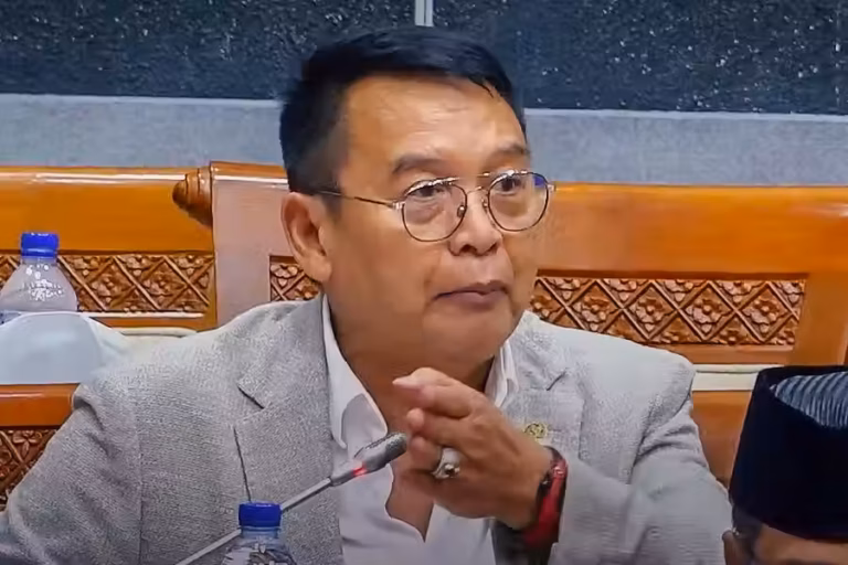 TB Hasanuddin Serukan DPR dan Pemerintah Perjuangkan Kesejahteraan Wartawan TB Hasanuddin, Anggota Komisi I DPR RI