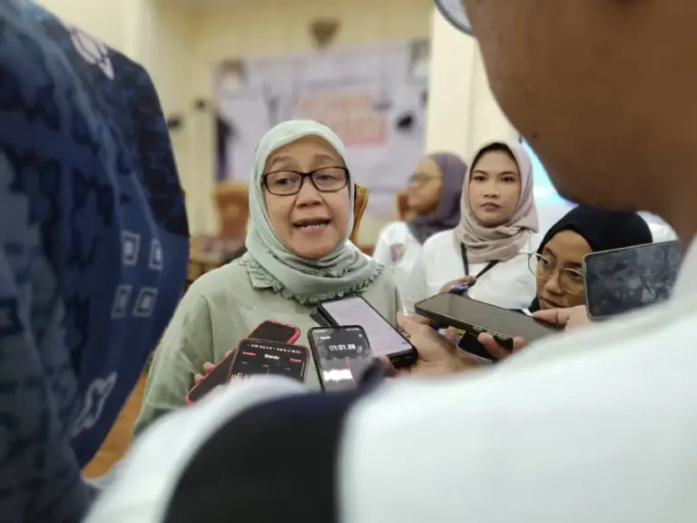 Pemkot Surabaya Genjot PAD 2025 Lewat Digitalisasi dan Promosi Aset Daerah