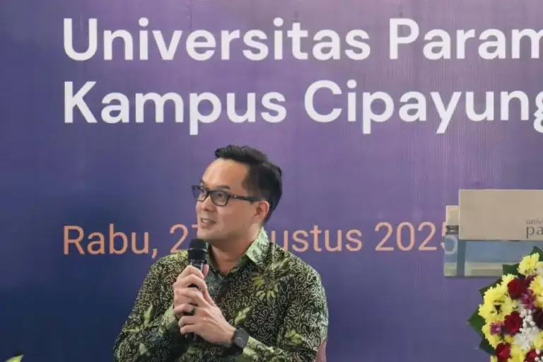 Universitas Paramadina dan GoTo Luncurkan Beasiswa untuk Anak Driver Gojek Universitas Paramadina dan GoTo luncurkan Beasiswa GoTo–Paramadina untuk anak driver Gojek. Enam mahasiswa terpilih kuliah gratis hingga lulus.