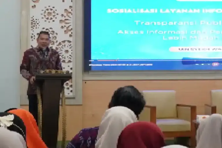 Kominfo Jatim Gandeng UIN Syekh Wasil Kediri Sosialisasikan Layanan Informasi dan Pengaduan Masyarakat Kominfo Jatim bekerja sama dengan UIN Syekh Wasil Kediri sosialisasikan layanan informasi PPID dan pengaduan masyarakat melalui SP4N LAPOR.