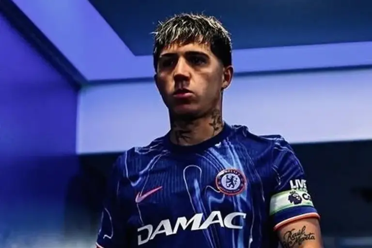 Real Madrid Incar Enzo Fernandez, Chelsea Disebut Enggan Melepas Sang Gelandang Enzo Fernandez (sumber foto: facebook/enzojfernandz)